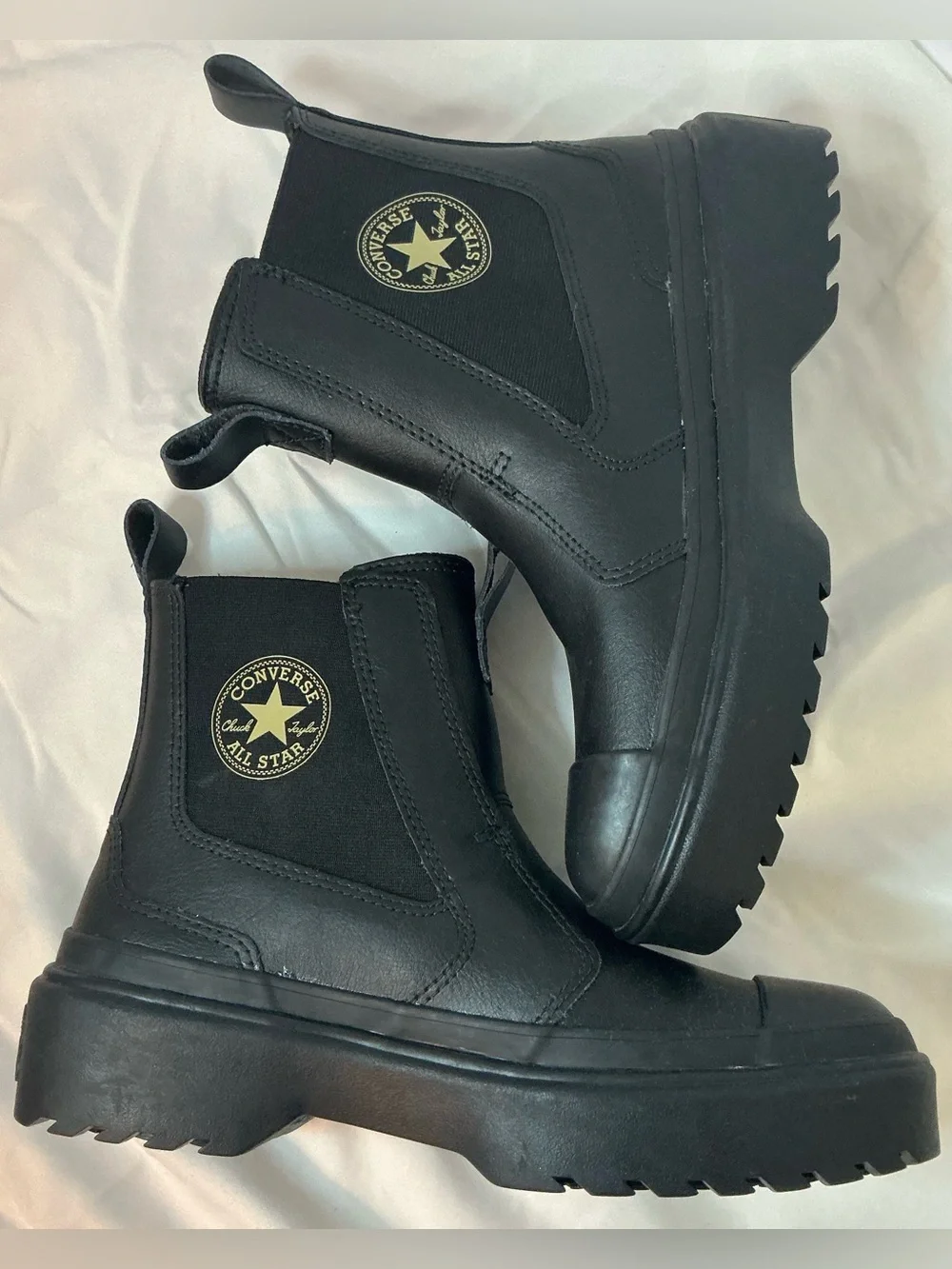 NWOT Converse Chuck Taylor All Star Lugged Chelsea Rain Boots Black 5.5